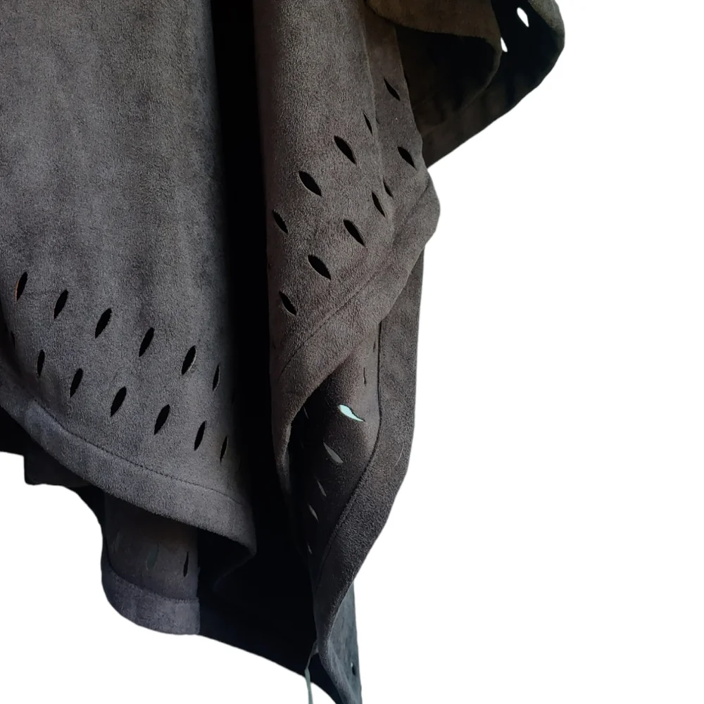 Soft Surroundings Faux Suede Laser Cut Poncho Kimono Shawl - One Size Boho Style - Picture 4 of 13